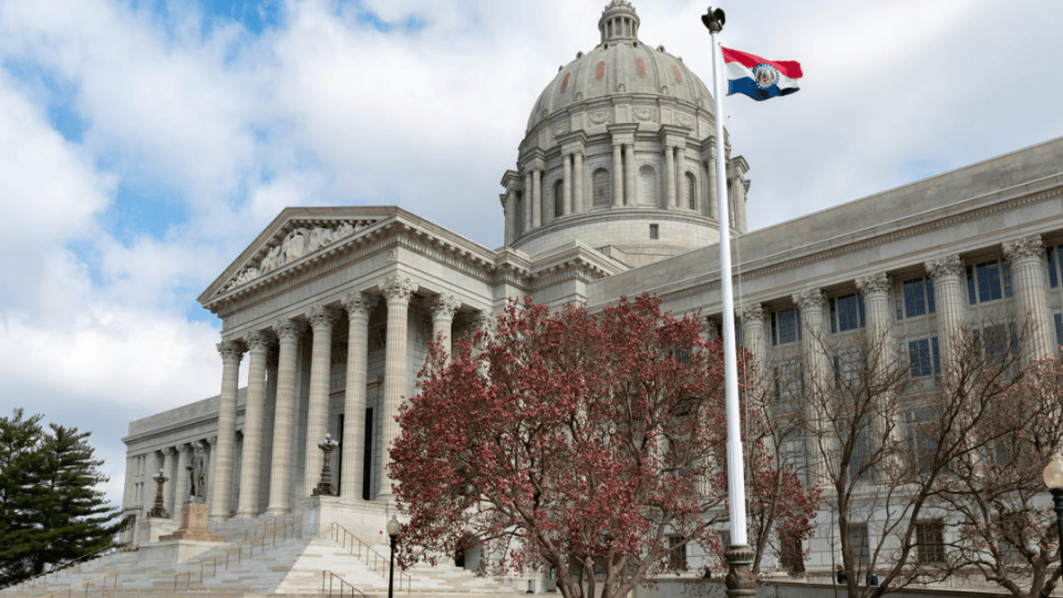 Missouri Senators Looking Into Capital Gains Taxes