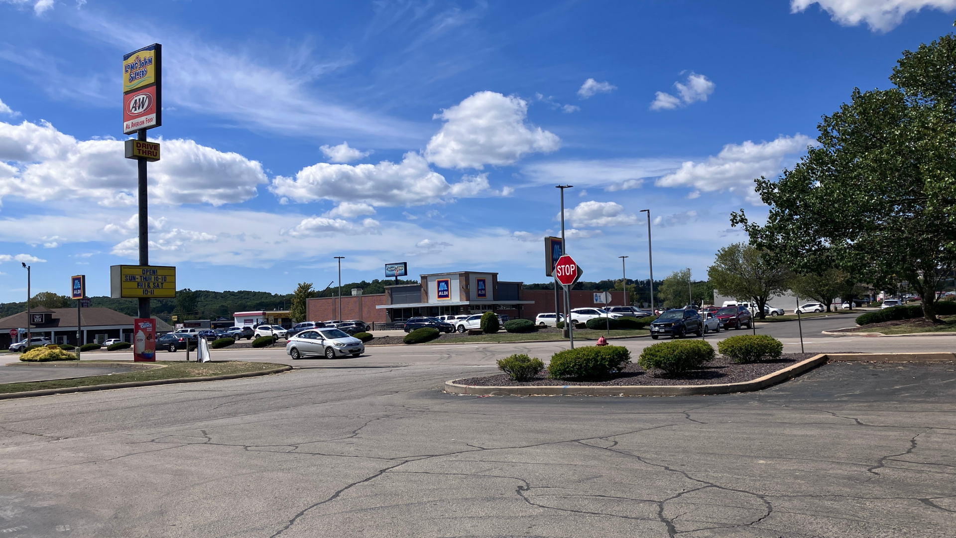 Progress in the Parkland: City of Farmington Eyes Street Improvements Near Maple Valley Shopping Center